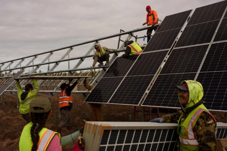 International Energy Agency Says Renewable Energy Projects to Rise but World Will Keep Relying on Fossil Fuels, Especially Natural Gas [AP]